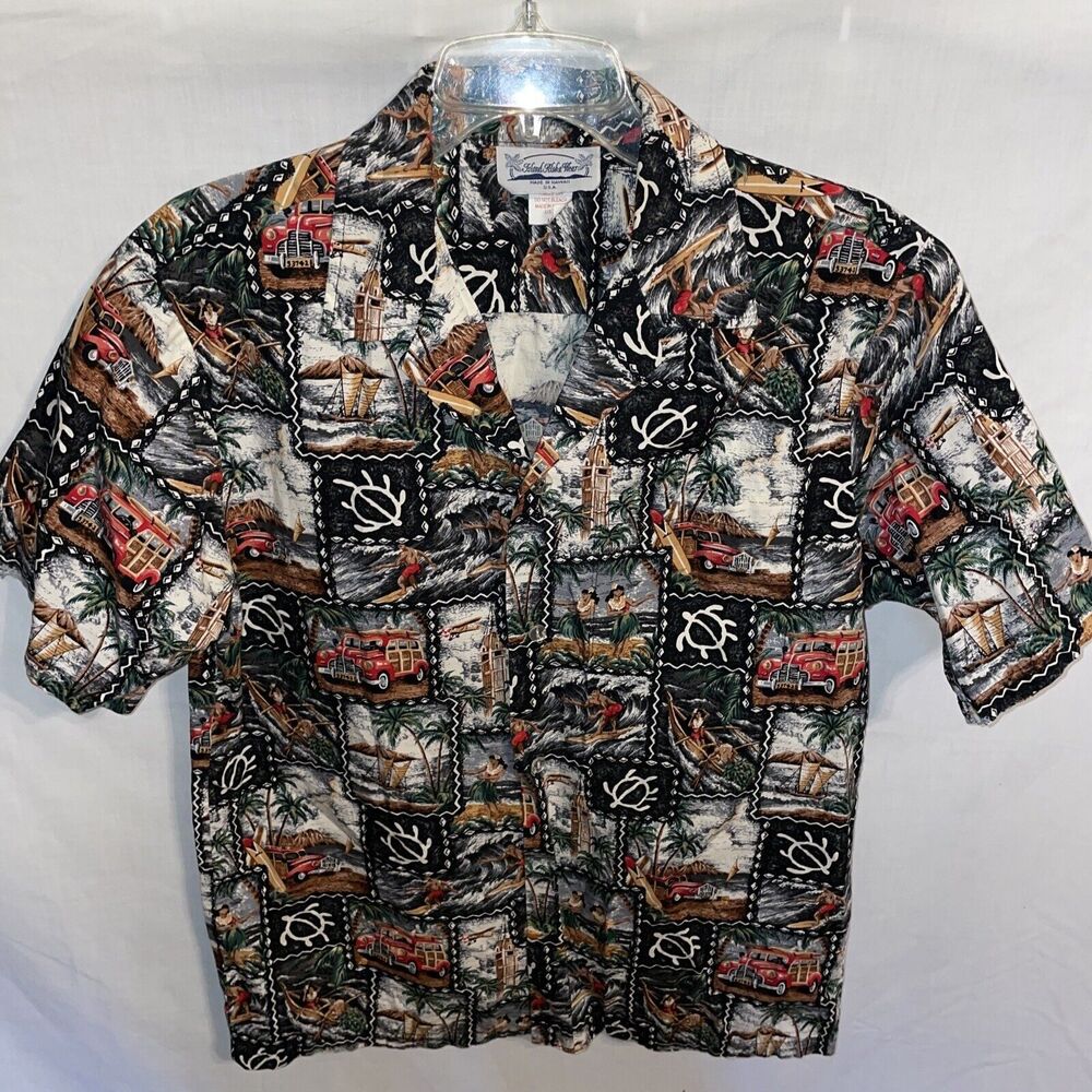 Island Aloha Wear Hawaiian Shirt Men’s Size Medium Multicolor Island Scenes